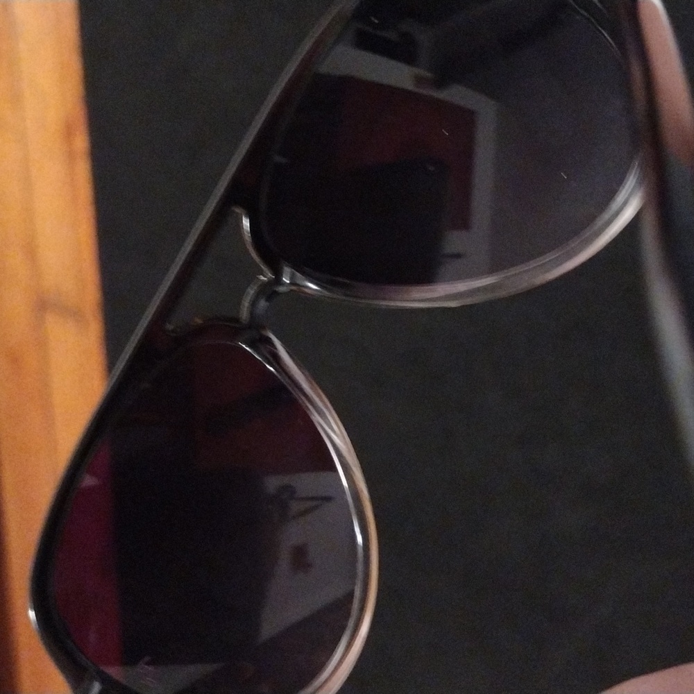 Sunglasses - Picture 3 of 8